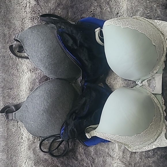 Bra bundle - Picture 1 of 4